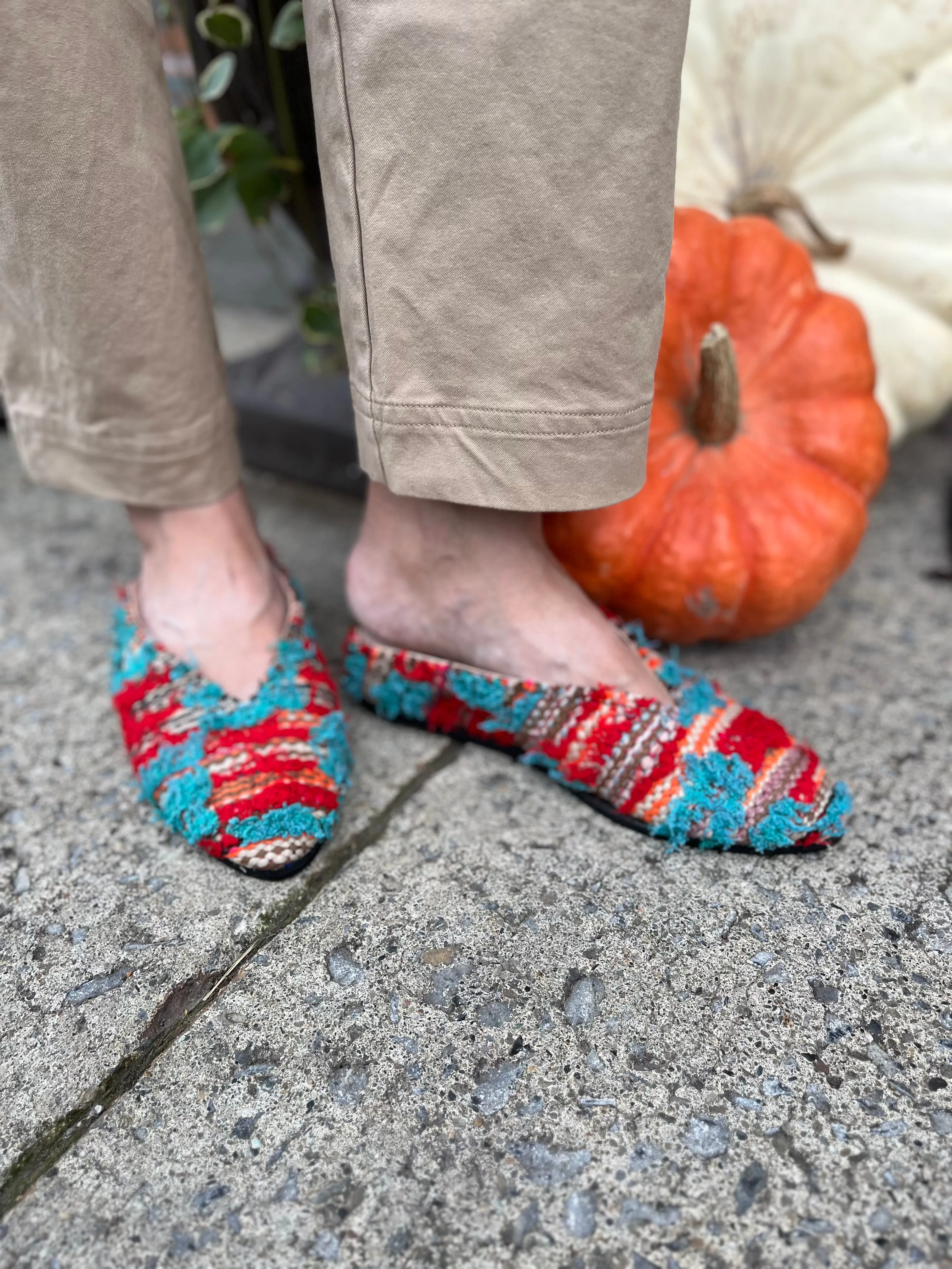 Aili Babouche “Adore” Mules In Colors Turquoise & Red (Size 41)