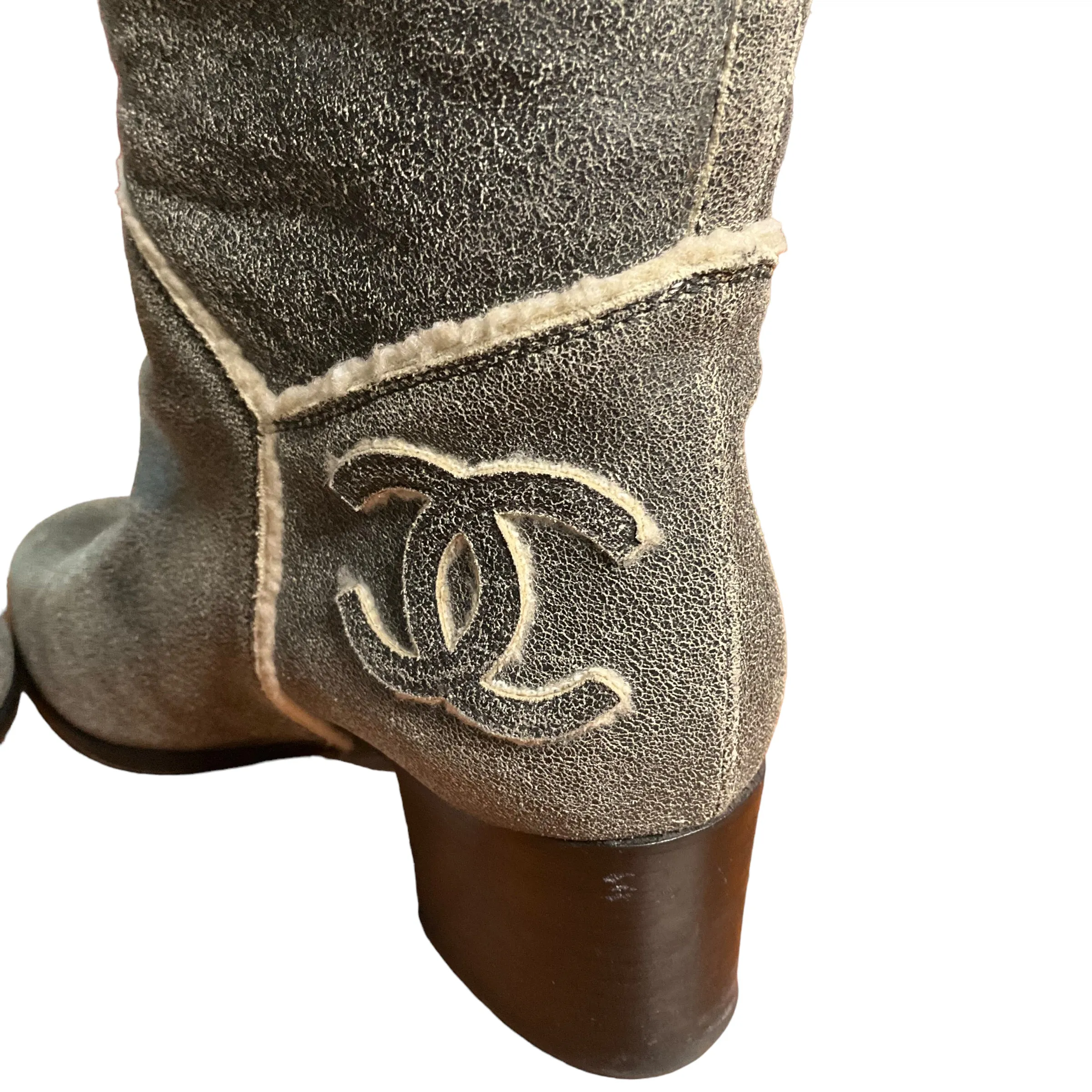 Chanel Shearling Boots. Size 38