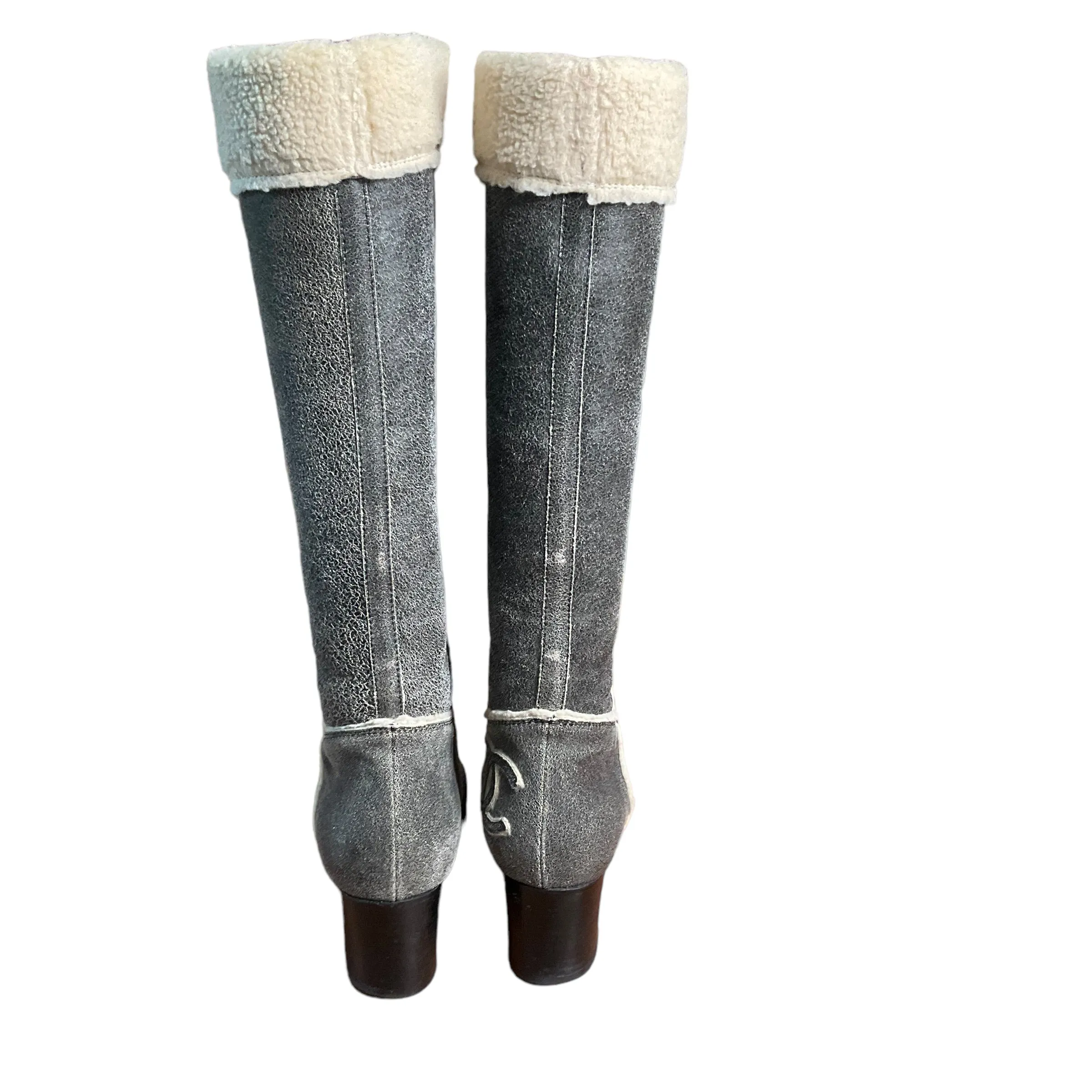 Chanel Shearling Boots. Size 38