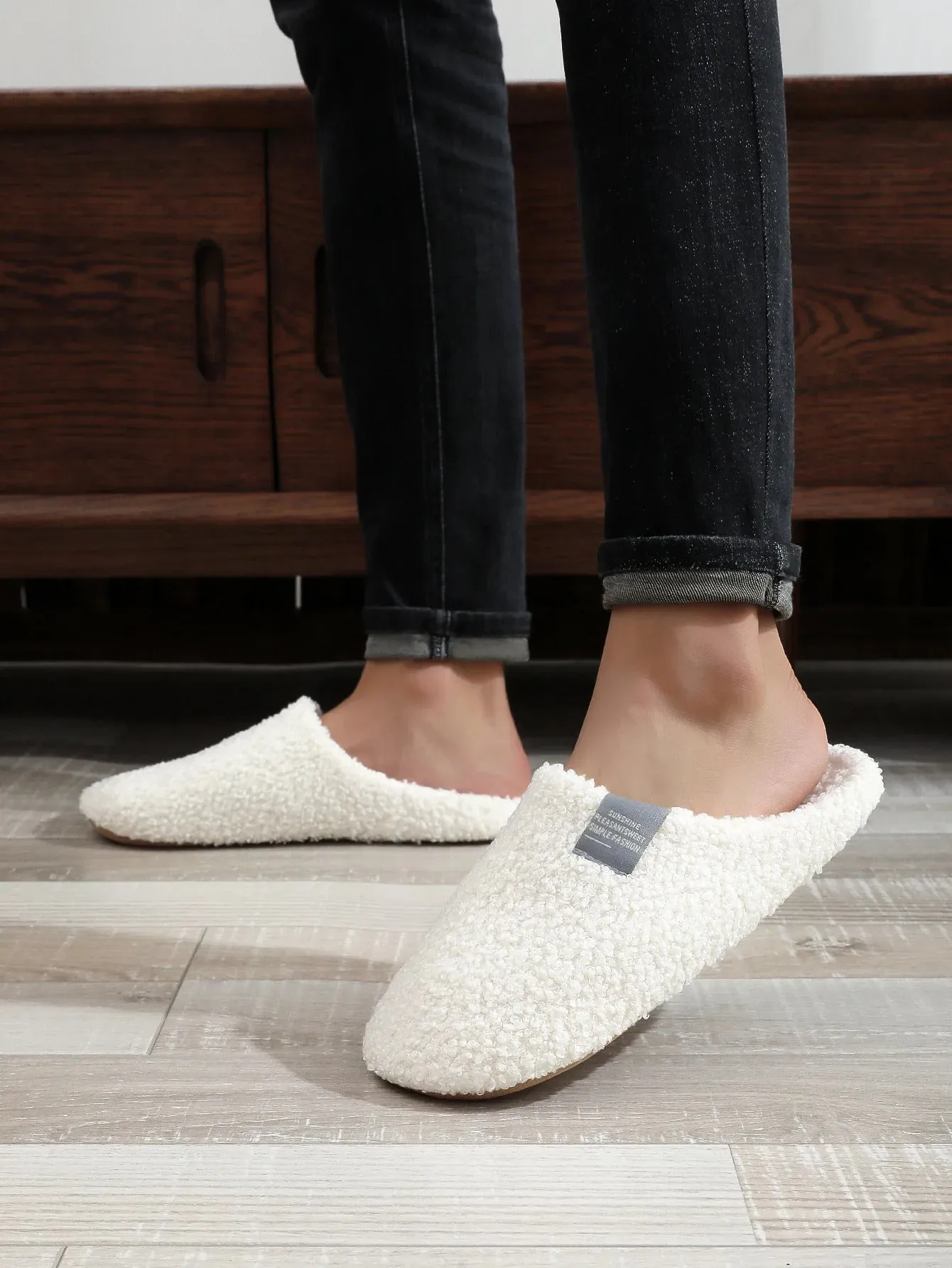 Couples Home Slippers Soft Fur Slippers Warm Indoor Flat Slides Nonslip Cotton Shoes Bedroom Light Slience Flats Floor Shoes