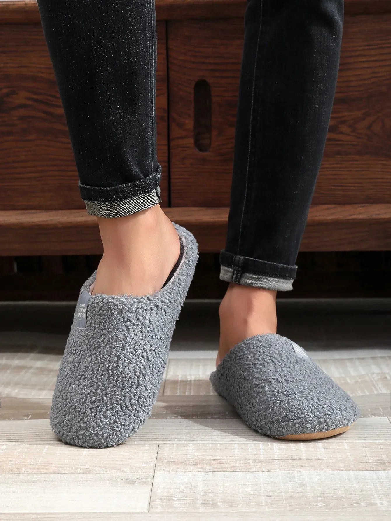 Couples Home Slippers Soft Fur Slippers Warm Indoor Flat Slides Nonslip Cotton Shoes Bedroom Light Slience Flats Floor Shoes