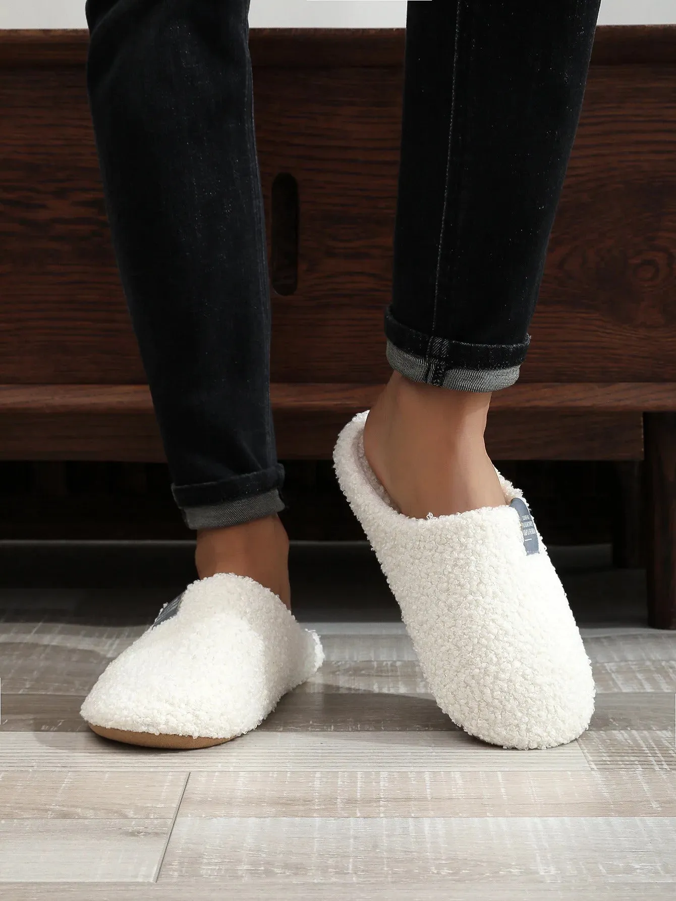 Couples Home Slippers Soft Fur Slippers Warm Indoor Flat Slides Nonslip Cotton Shoes Bedroom Light Slience Flats Floor Shoes