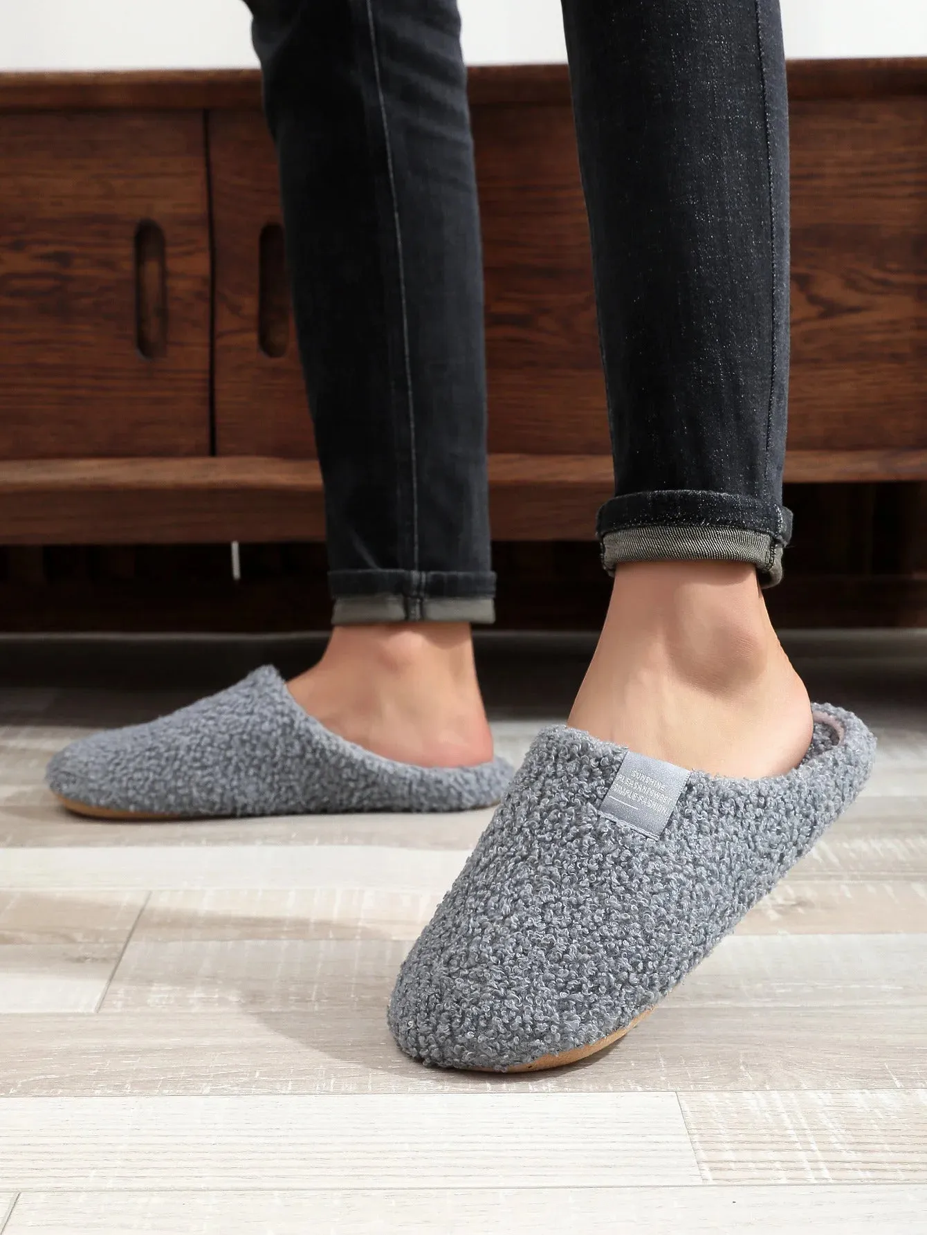 Couples Home Slippers Soft Fur Slippers Warm Indoor Flat Slides Nonslip Cotton Shoes Bedroom Light Slience Flats Floor Shoes