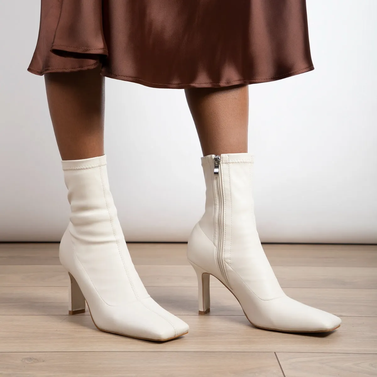 RAID Berinice Ankle Sock Boot in White